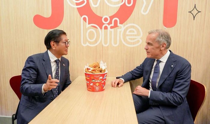 Ông Ferdinand Marcos Jr (trái) và Thủ tướng Canada Mark Carney. Ảnh: Facebook/@Bongbong Marcos (tài khoản Facebook của Tổng thống Philippines).