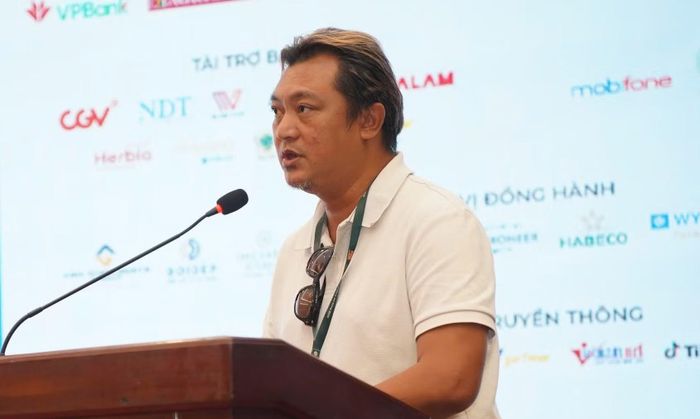 Các đại biểu chia sẻ nhiều ý kiến tâm huyết tại hội thảo.