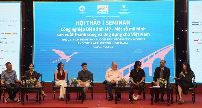 Phiên tọa đàm khép lại hội thảo.