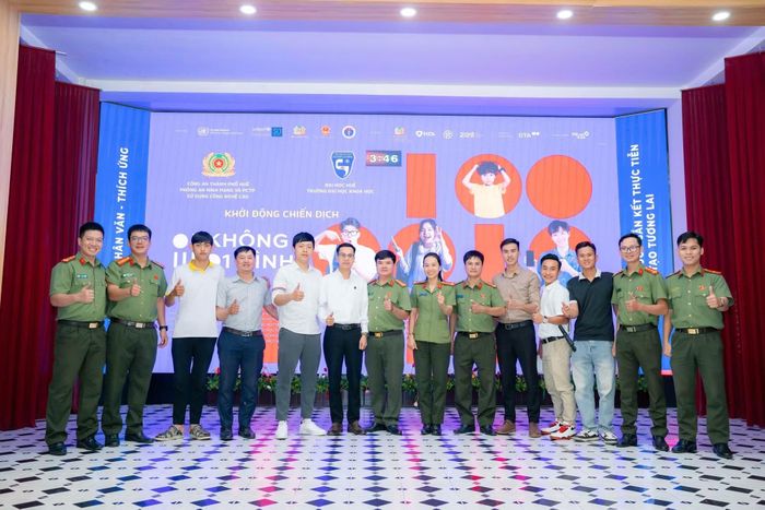 Tổ chức nhiều đợt tuyên truyền an ninh mạng đến học sinh, sinh viên TP Huế.
