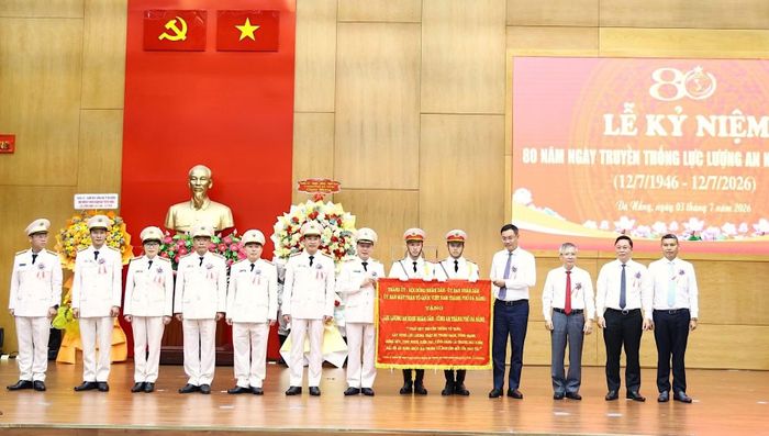 Công an TP Đà Nẵng kỷ niệm 80 năm Ngày truyền thống lực lượng An ninh nhân dân