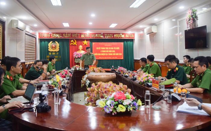 TS. Đại tá Nguyễn Thành Long phát biểu tại hội nghị sơ kết.