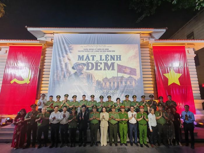 Các dại biểu tham dự chương trình.