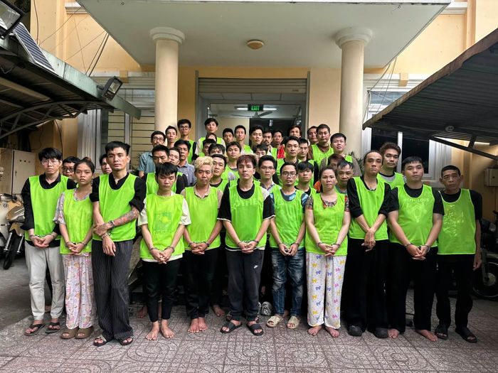 Các đối tượng bị bắt trong vụ án (ảnh: Công an phường Chánh Hưng.