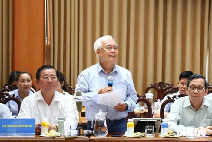 PGS.TS Phan Thanh Bình - nguyên Chủ nhiệm Ủy ban Văn hóa, Giáo dục, Thanh niên, Thiếu niên và Nhi đồng của Quốc hội phát biểu