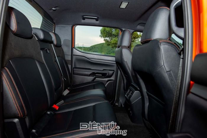Nội thất Wildtrak 3.0L V6