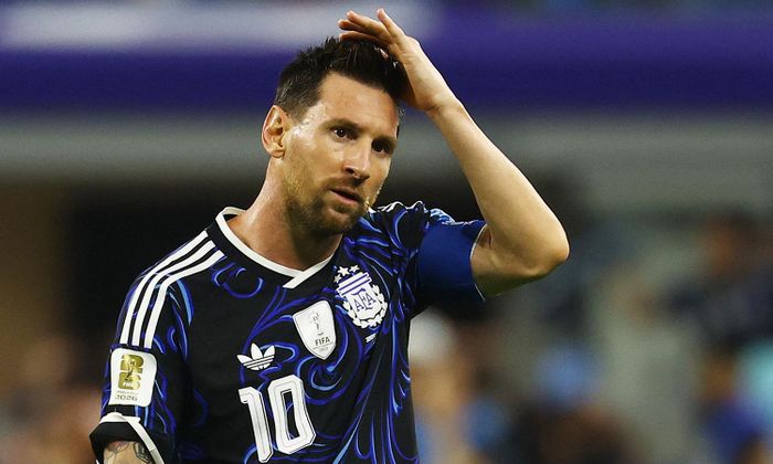 Messi giữ vai trò trung tâm trong các pha xử lý cuối cùng của đội tuyển Argentina. (Ảnh: Reuters)