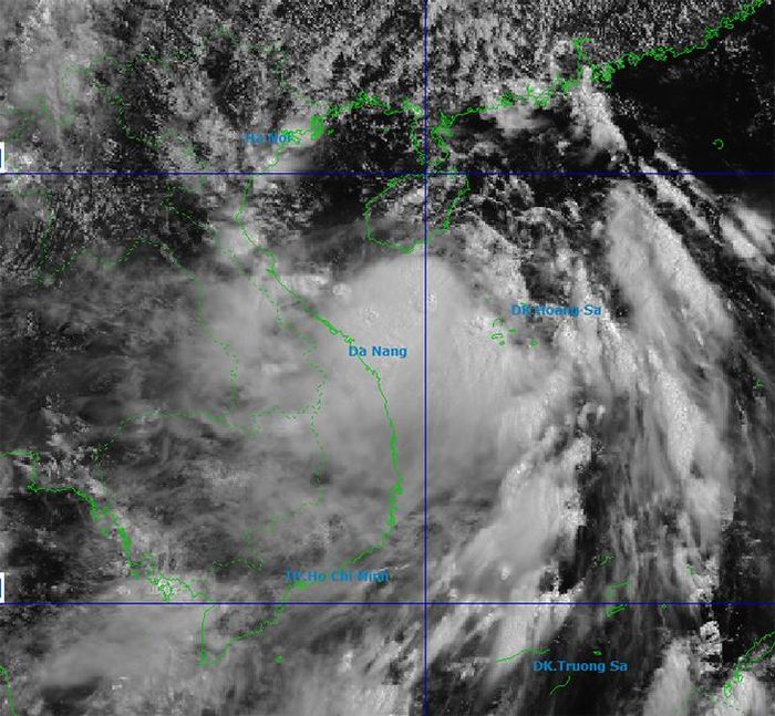 Vị trí tâm bão số 1 Maysak lúc 10h ngày 3/7. (Nguồn: NCHMF)