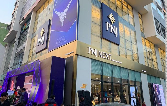 Cổ phiếu PNJ nằm sàn sau tin lãnh đạo P-Lab bị khởi tố. (Ảnh minh họa).