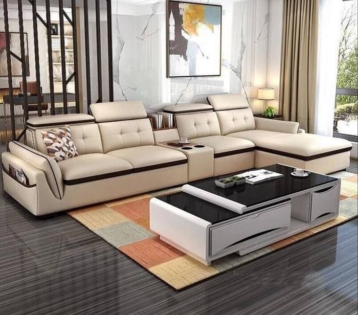 Bên cạnh tác dụng trang trí thì bàn trà cũng như những đồ dùng nội thất khác như bàn ghế, tranh treo tường… còn mang ý nghĩa về mặt phong thủy như mang vận may – tài lộc cho gia chủ
