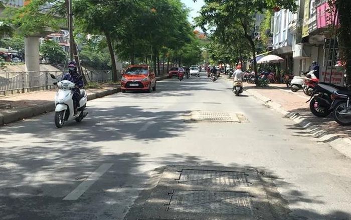 Tuyến phố Giáp Nhất chính thức được khôi phục tổ chức giao thông hai chiều sau khi hoàn thành công trình sửa chữa hệ thống thoát nước trên đường Nguyễn Trãi (đoạn từ ngã ba Cự Lộc đến sông Tô Lịch).