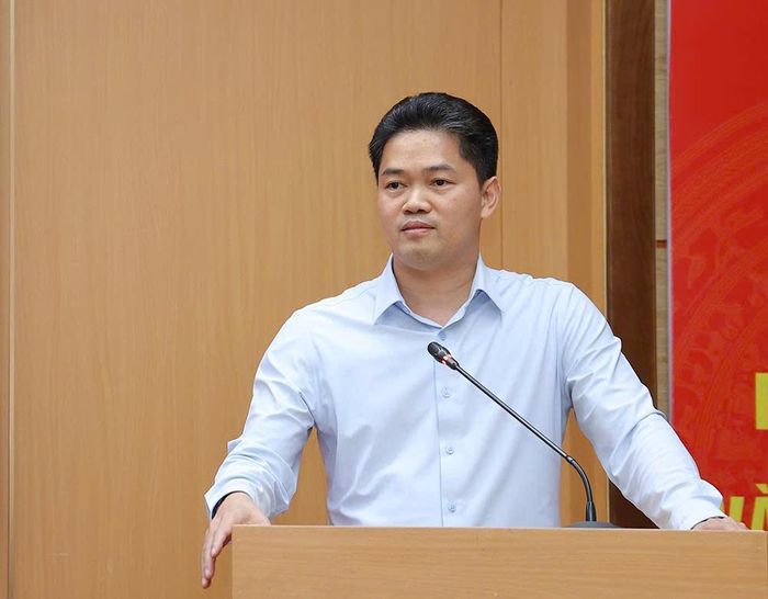 Ủy viên Dự khuyết Trung ương Đảng, Phó Bí thư Thường trực Đảng ủy Bộ, Thứ trưởng Thường trực Bộ Y tế Vũ Mạnh Hà phát biểu.