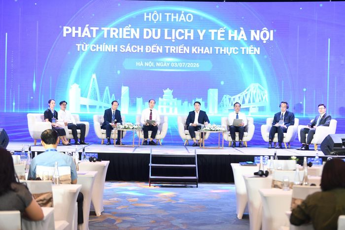 Các diễn giả tham gia tọa đàm tại hội thảo.