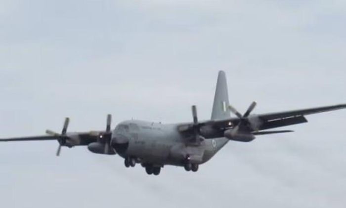 Máy bay E-130J được phát triển nhằm thay thế máy bay E-6B Mercury trong nhiệm vụ TACAMO - hệ thống chỉ huy, liên lạc trên không có chức năng truyền lệnh tới lực lượng tàu ngầm hạt nhân chiến lược và phát lệnh khai hỏa khi cần thiết.