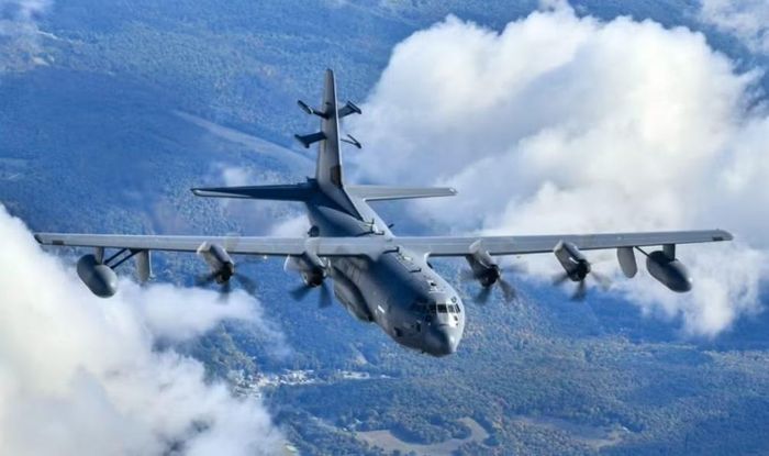 Cơ quan này cho biết giới chức hải quân Mỹ cũng thừa nhận E-130J sẽ phức tạp hơn đáng kể khi phải tích hợp hàng loạt công nghệ hiện đại vào cùng một nền tảng.