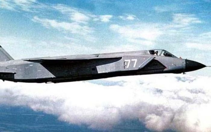 Nếu Yak-141 ra đời từ những năm 1970 thì có lẽ nó đã có số phận tốt đẹp hơn. Tuy vậy công nghệ của Yak-141 được chứng minh là rất ưu việt, mẫu máy bay này hoàn toàn có thể được "hồi sinh" vào một thời điểm thích hợp trong tương lai.
