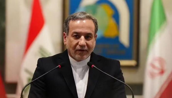 Ngày 1/7, Ngoại trưởng Iran Abbas Araqchi tuyên bố Tehran sẽ đáp trả ngay lập tức và mạnh mẽ trước bất kỳ mối đe dọa nào nhằm vào ban lãnh đạo đất nước.