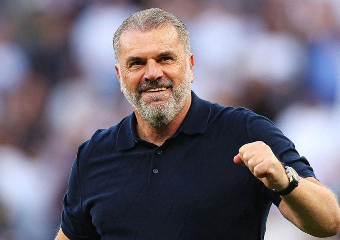 HLV Postecoglou nhận lời dẫn dắt Al Nassr.