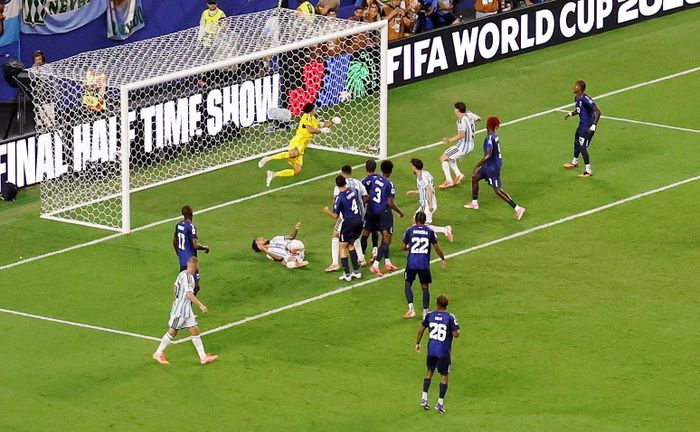 Argentina vẫn thắng, Messi vẫn hay, nhưng Cape Verde đã chứng minh nhà vô địch không phải không thể bị tổn thương.
