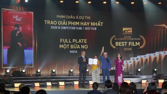 Một bữa no của Ấn Độ thắng lớn ở hạng mục Phim châu Á.