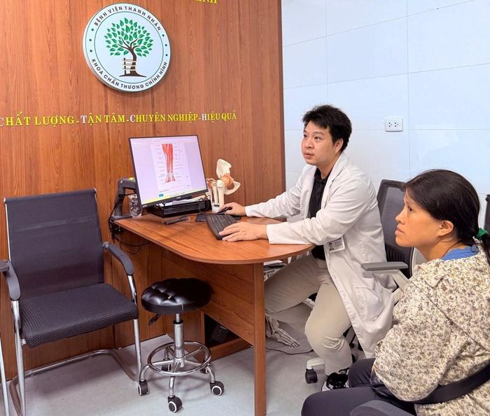Bác sĩ khuyến cáo về các dấu hiệu tê bì, đau nhức ở ngón tay, cổ tay thường gặp ở phụ nữ từ 40 - 60 tuổi