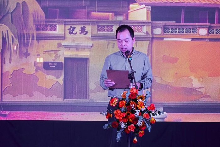 Ông Phạm Phú Ngọc, Giám đốc Trung tâm BTDSVHTG Hội An phát biểu tại sự kiện