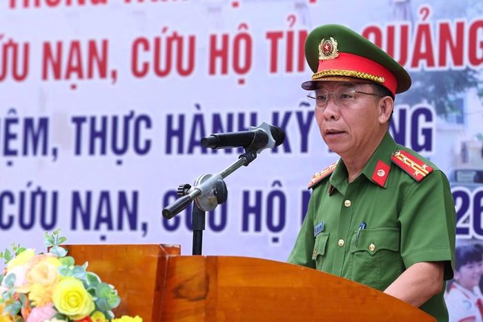 Đại tá Lê Xuân Hưng, Phó Giám đốc Công an tỉnh phát biểu tại lễ ra mắt Trung tâm