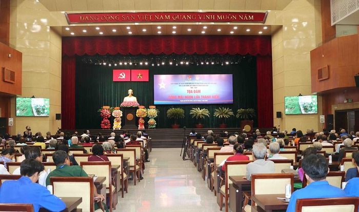 Quang cảnh buổi tọa đàm