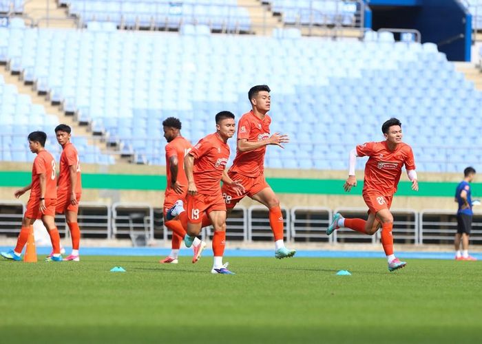 Đội tuyển Việt Nam hoàn thiện khâu chuẩn bị cho trận đấu tập đầu tiên tại Hàn Quốc