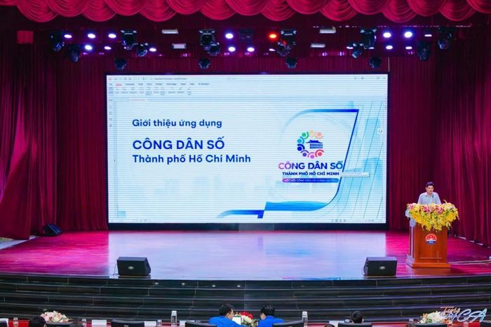  Giới thiệu ứng dụng Công dân số TP.HCM. Ảnh: Trung tâm Chuyển đổi số TP.HCM 