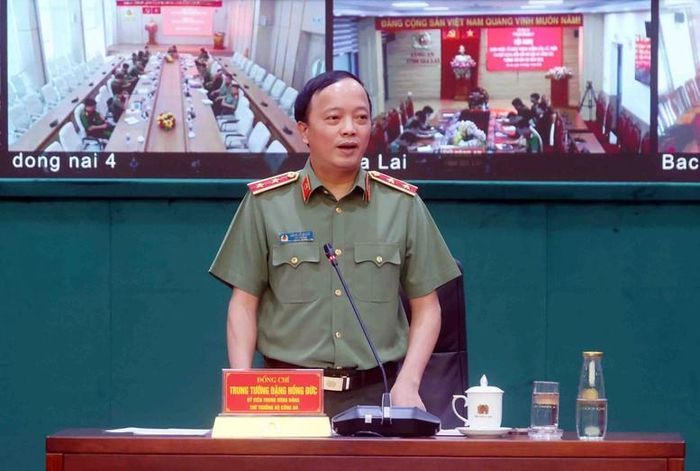 Trung tướng Đặng Hồng Đức kết luận hội nghị - Ảnh: BCA