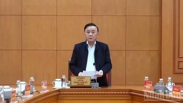 Đồng chí Trần Cẩm Tú, Ủy viên Bộ Chính trị, Thường trực Ban Bí thư. (Ảnh: ĐĂNG KHOA)