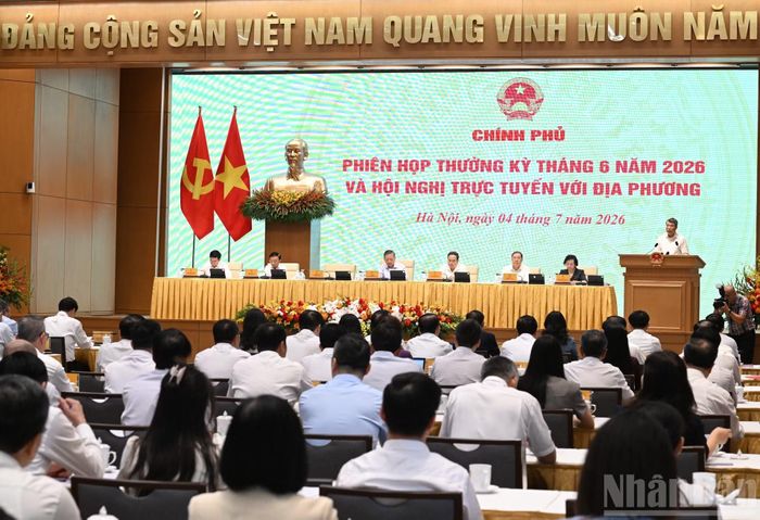 Quang cảnh phiên họp.