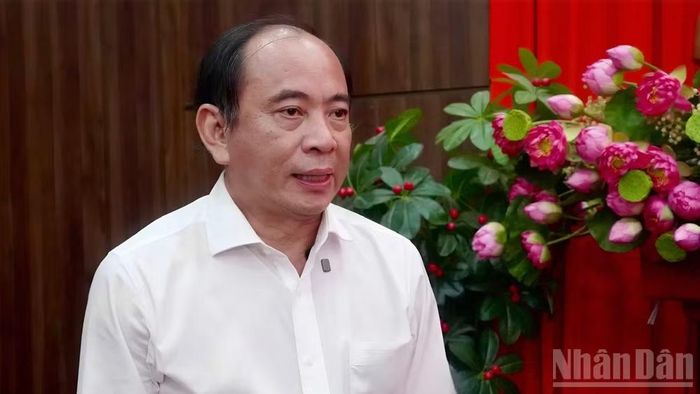Phó Giáo sư, Tiến sĩ, bác sĩ Tăng Chí Thượng, Giám đốc Sở Y tế Thành phố Hồ Chí Minh.