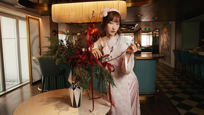 Idol Nation trong tà áo dài Việt. (Ảnh: NVCC)