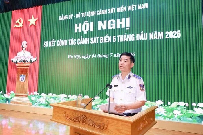 Trung tướng Bùi Quốc Oai, Bí thư Đảng ủy, Chính ủy Cảnh sát biển Việt Nam quán triệt Nghị quyết lãnh đạo thực hiện nhiệm vụ 6 tháng cuối năm.