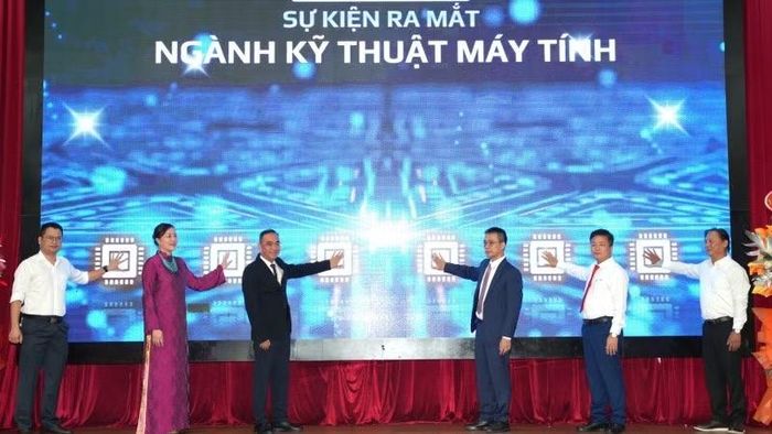 Khoa Kỹ thuật và Công nghệ - Đại học Huế hôm nay ra mắt ngành Kỹ thuật máy tính.