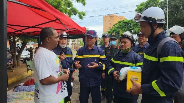 Người chiến sĩ Công an Việt Nam dũng cảm, đầy lòng nhân ái.