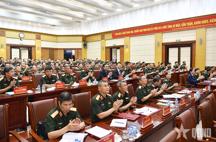  Các đại biểu dự hội nghị.