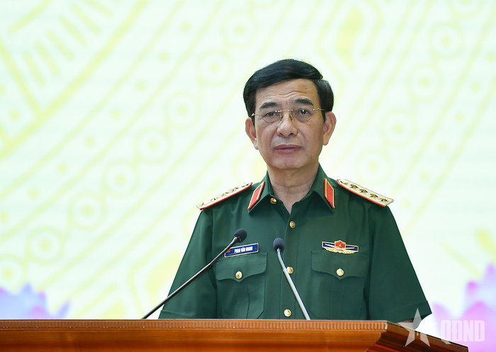  Đại tướng Phan Văn Giang phát biểu chỉ đạo hội nghị. 