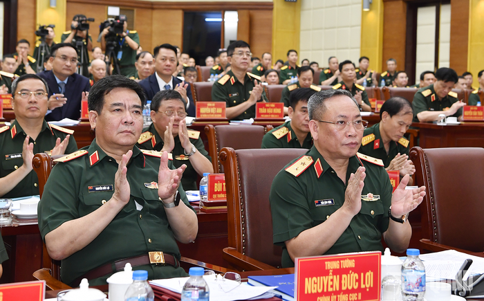  Các đại biểu dự hội nghị.