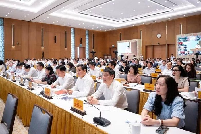 Đại biểu dự phiên họp Chính phủ thường kỳ tháng 6/2026 và Hội nghị trực tuyến Chính phủ với các địa phương. Ảnh: Cổng thông tin điện tử Quốc hội.