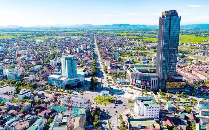 9/34 tỉnh, thành phố đạt tốc độ tăng GRDP cao trên 10%, dẫn đầu là Hà Tĩnh.