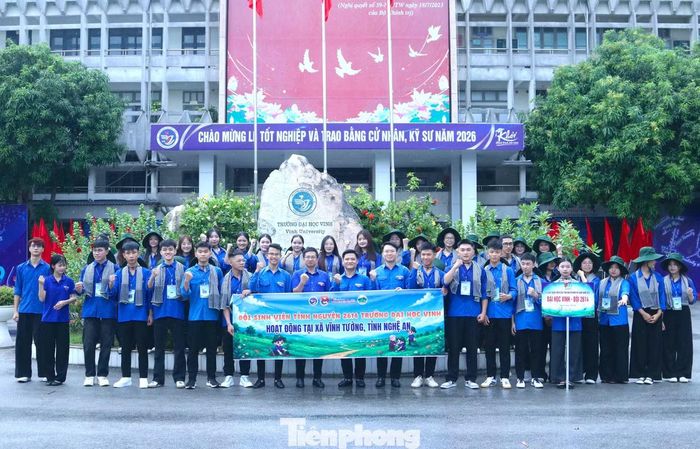 Ngay sau lễ xuất quân, một số đội hình tình nguyện đã lên đường đến các địa bàn được phân công để triển khai các hoạt động trong chiến dịch tình nguyện.