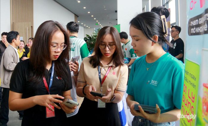 Đa dạng hoạt động tư vấn việc làm cho người lao động.
