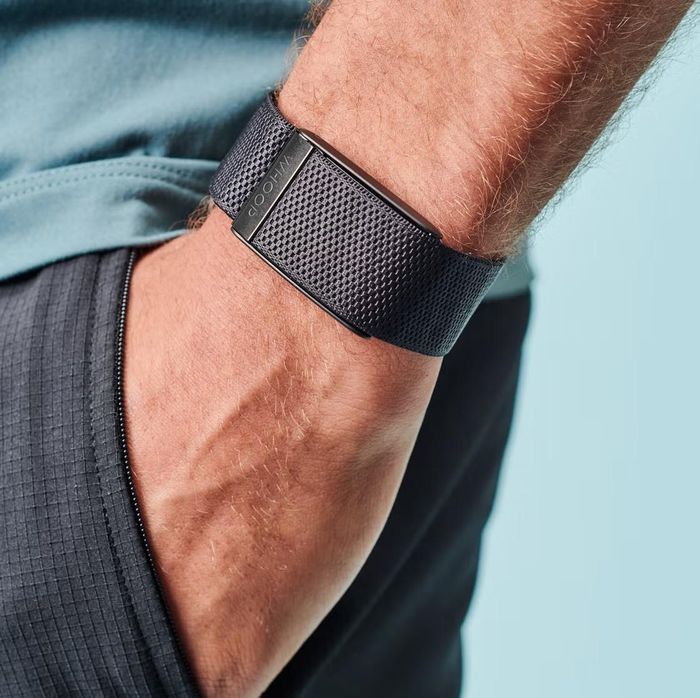 Vòng đeo thể thao Whoop 5.0. Ảnh: Men's Health