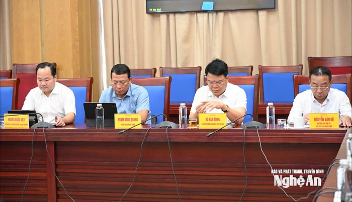 Các đại biểu dự hội nghị. Ảnh: Thành Cường