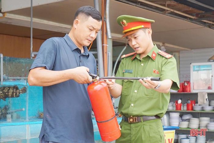 Cần thường xuyên kiểm tra các trang, thiết bị PCCC.