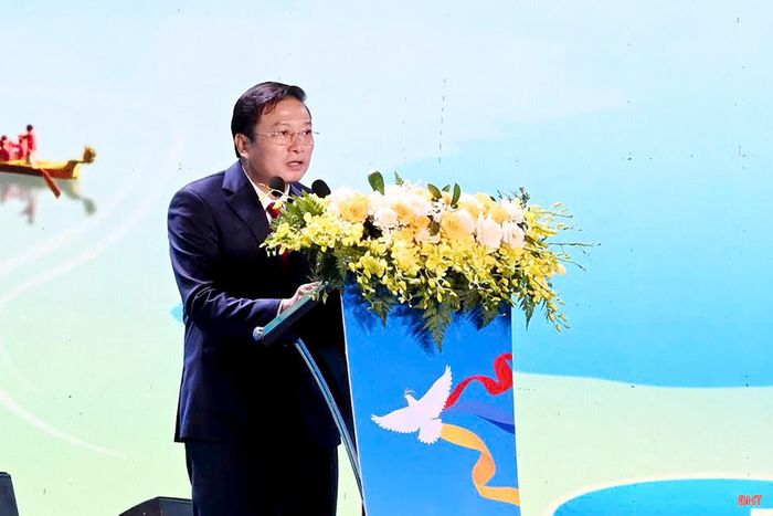 Đồng chí Lê Hồng Vinh - Phó Bí thư Tỉnh ủy, Chủ tịch UBND tỉnh Quảng Trị phát biểu khai mạc.