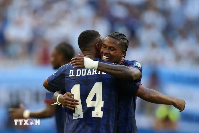 Niềm vui của các cầu thủ Cape Verde. (Ảnh: AFP/TTXVN)